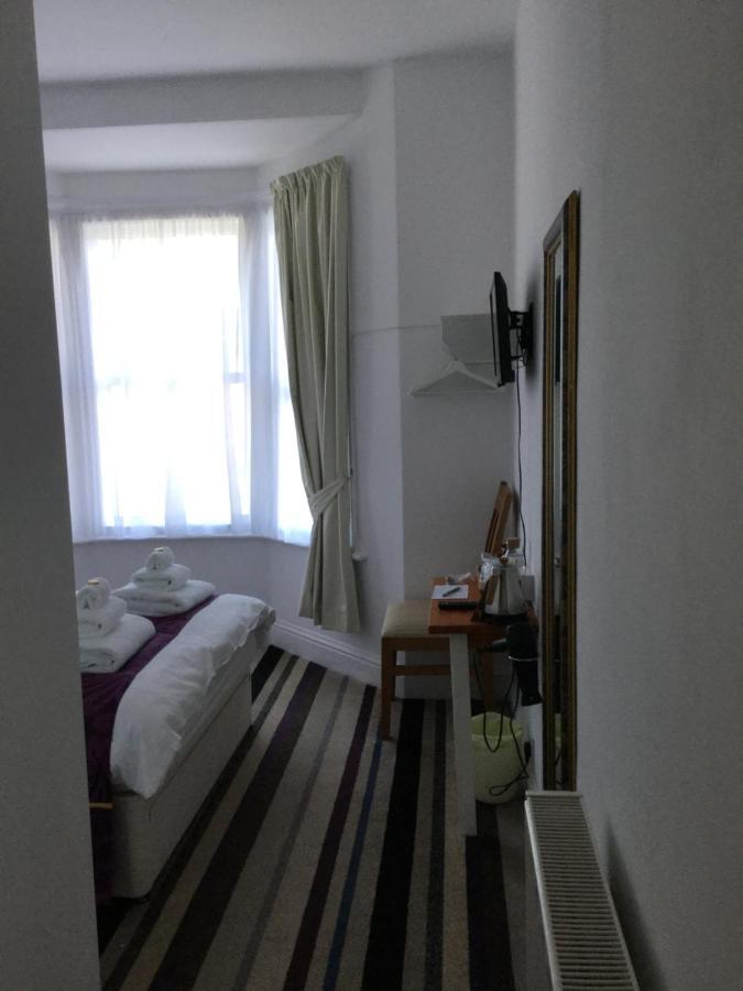Fernville Guest House Weston-super-Mare Bagian luar foto