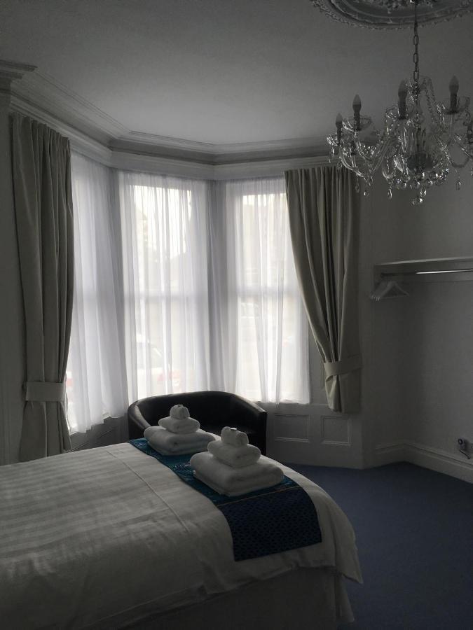 Fernville Guest House Weston-super-Mare Bagian luar foto